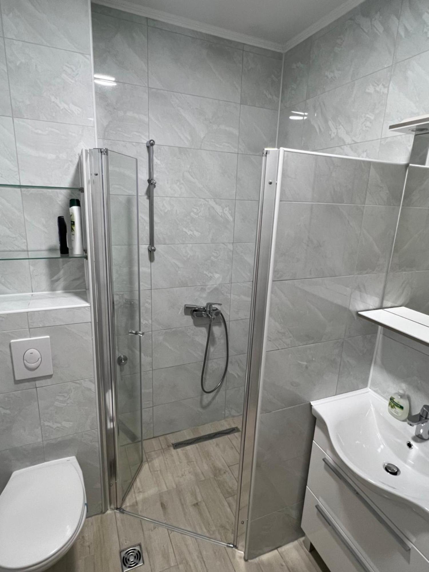 Apartment Ana 4+2 Makarska Eksteriør billede