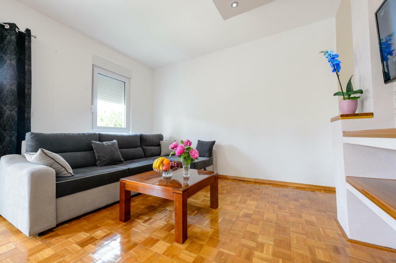 Apartment Ana 4+2 Makarska Eksteriør billede